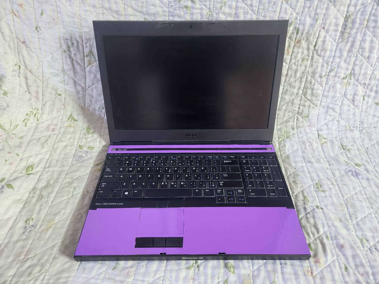 Dell Precision M4800
​المعالج (CPU): Intel Core i7 (الجيل الرابع )
​كرت الشاشة (GPU): AMD FirePro M5100 بذاكرة مخصصة 2 جيجابايت من نوع GDDR5
​ذاكرة الوصول العشوائي (RAM): بسعة 8 جيجابايت 
​سعة التخزين :هارد SSD فائق السرعة بحجم 256 جيجابايت 
السعر 165 الف وبي مجال
العيوب :
البلاستك بي شخوط ف اني غلفته بهذا التغليف 
 و يحتاج بطارية بغداد, العراق


**إذا كنت صاحب هذا الإعلان وتريد حذفه لأي سبب، رجاءا أرسل رسالة إلى الدعم الفني**