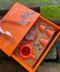 طقم فناجين • قوري • كلش انيق