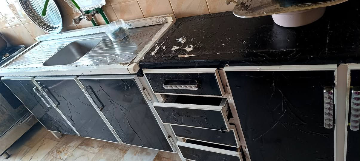 #كاونتر_مستعمل للبيع
المنيوم تسگام ارضي قياس مترين بدون ملحق  والسنك مترين 
✨ توصيل مامتوفر 
150 وبي مجال
المكان بغداد جسر ديالى القديم للاستفسار اكثر، يرجى مراسله الصفحه


**إذا كنت صاحب هذا الإعلان وتريد حذفه لأي سبب، رجاءا أرسل رسالة إلى الدعم الفني**