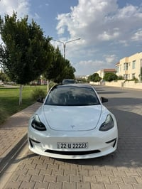 مودل 3 • وارد كندا • ٥٦ الف كم