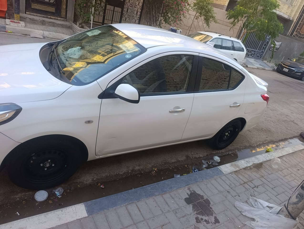 نيسان سني بليته زركه هندي 2024 كفاله عامه بيه طخه بلباب سايق فقط سعر 117وبيه مجال ***********مكاني بصره ياسين خريبط
