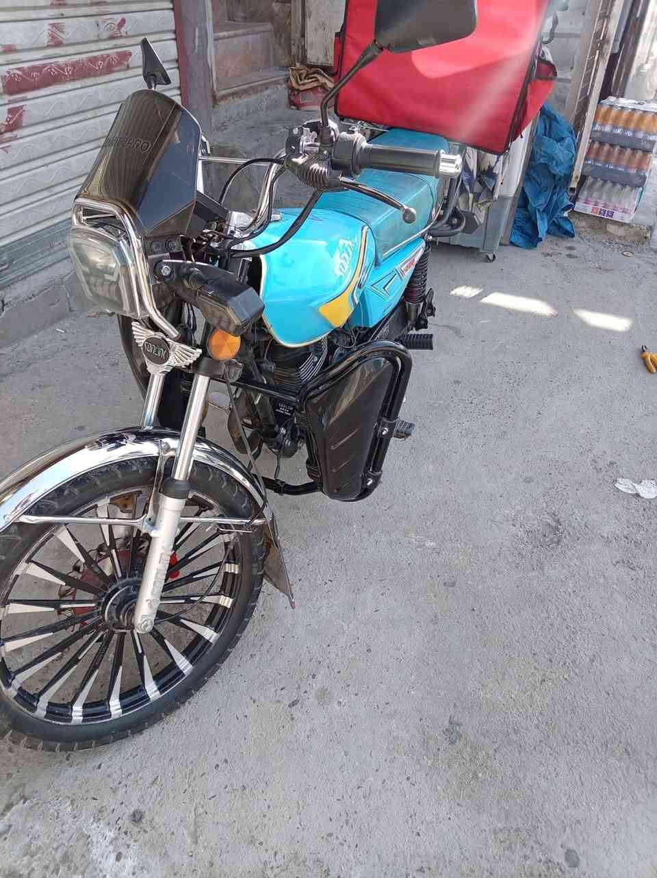 سلام عليكم دراجه سونلك موديل 24 ما بيها نقوصات محرك 200cc السعر 650 وبيها مجال قليل عنواني بغداد الجديدة ***********
