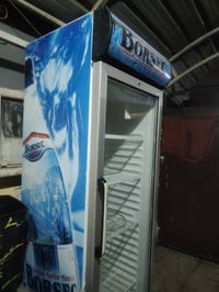 عارضة للبيع تبريد ممتاز نظافة 90٪ السعر مناسب للتواصل عبر الخاص او الر...