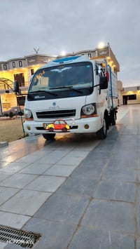 يالله  السلام عليكم للبيع كيا ام عيون 2004 حاكيه رقم بغداد انكليزي  سن...