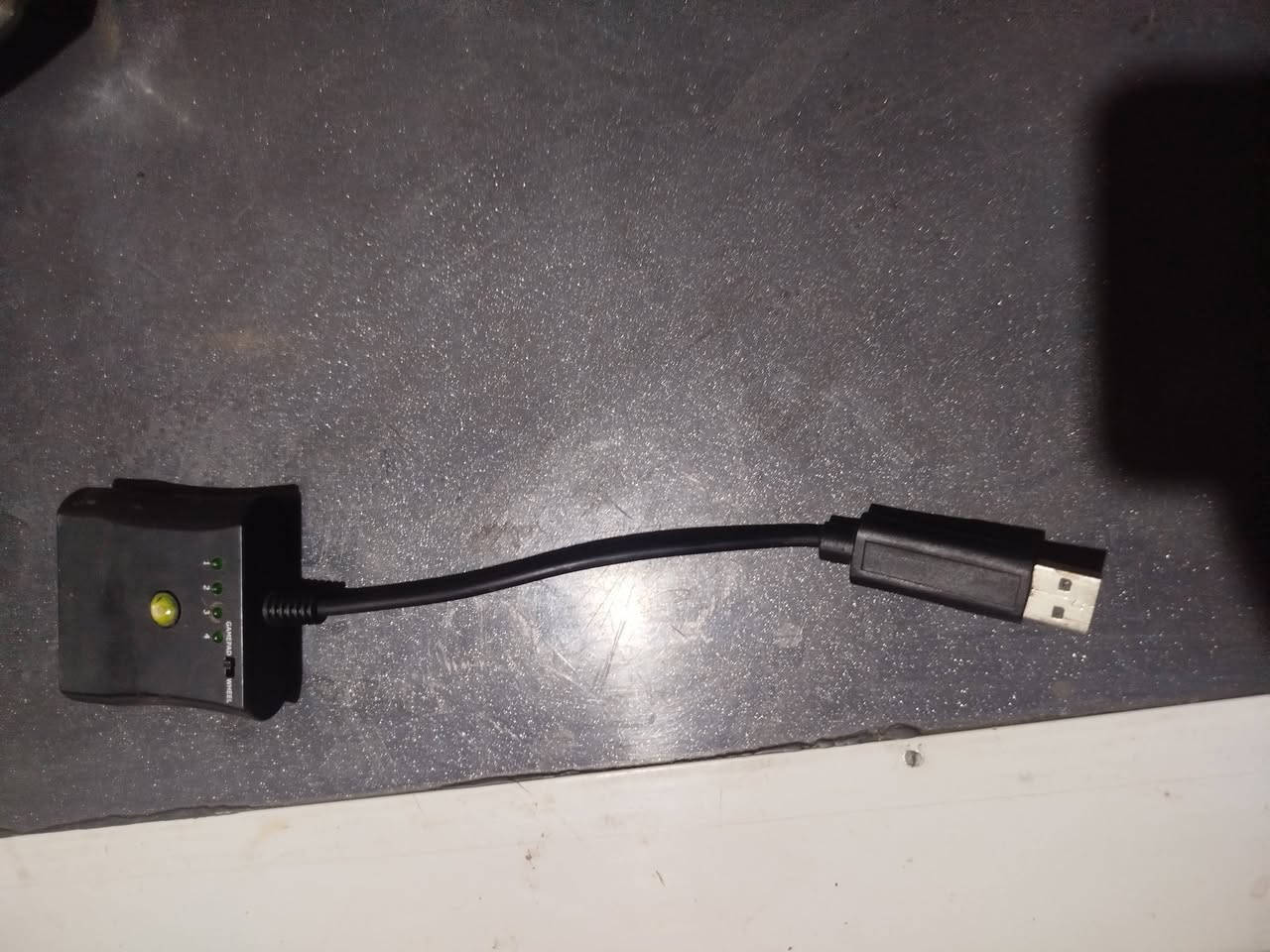 سوبر سلم Xbox 360  مهكر
كامل ملحقات ويا يدة اصلية مال الجهاز ويدة ثانية مال بلي تو وياها توصالة 

90 الف واكو توصيل ***********
