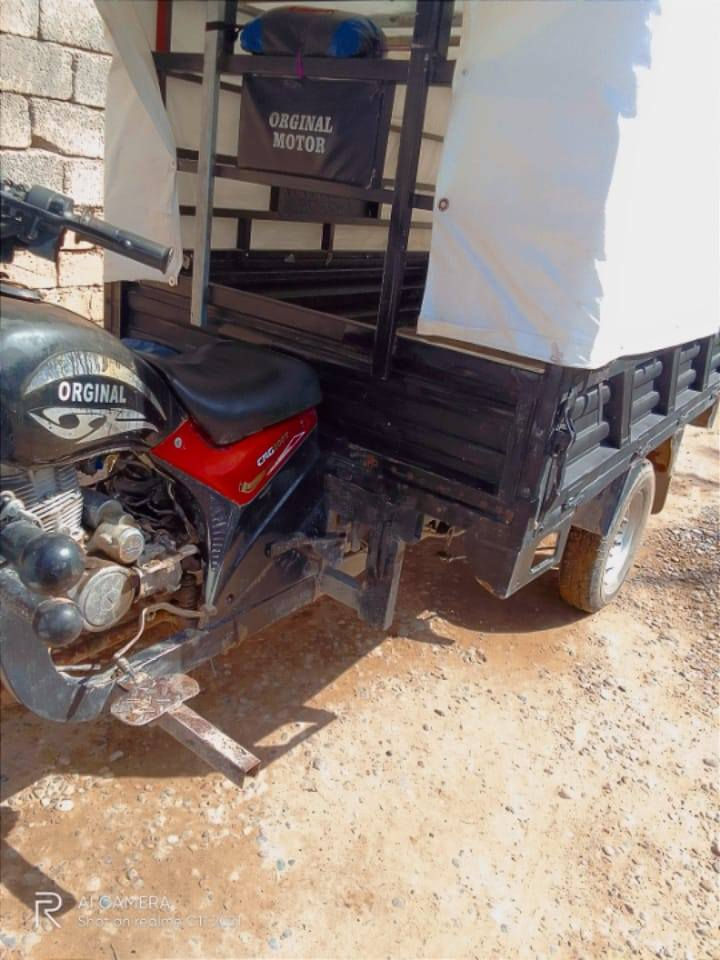 السلام عليكم
يوجد ستوته بعيرة للبيع 
 كهربائيات كلها شغالة
بيها منافيس
للاستفسار الاتصال على الرقم التالي
***********
