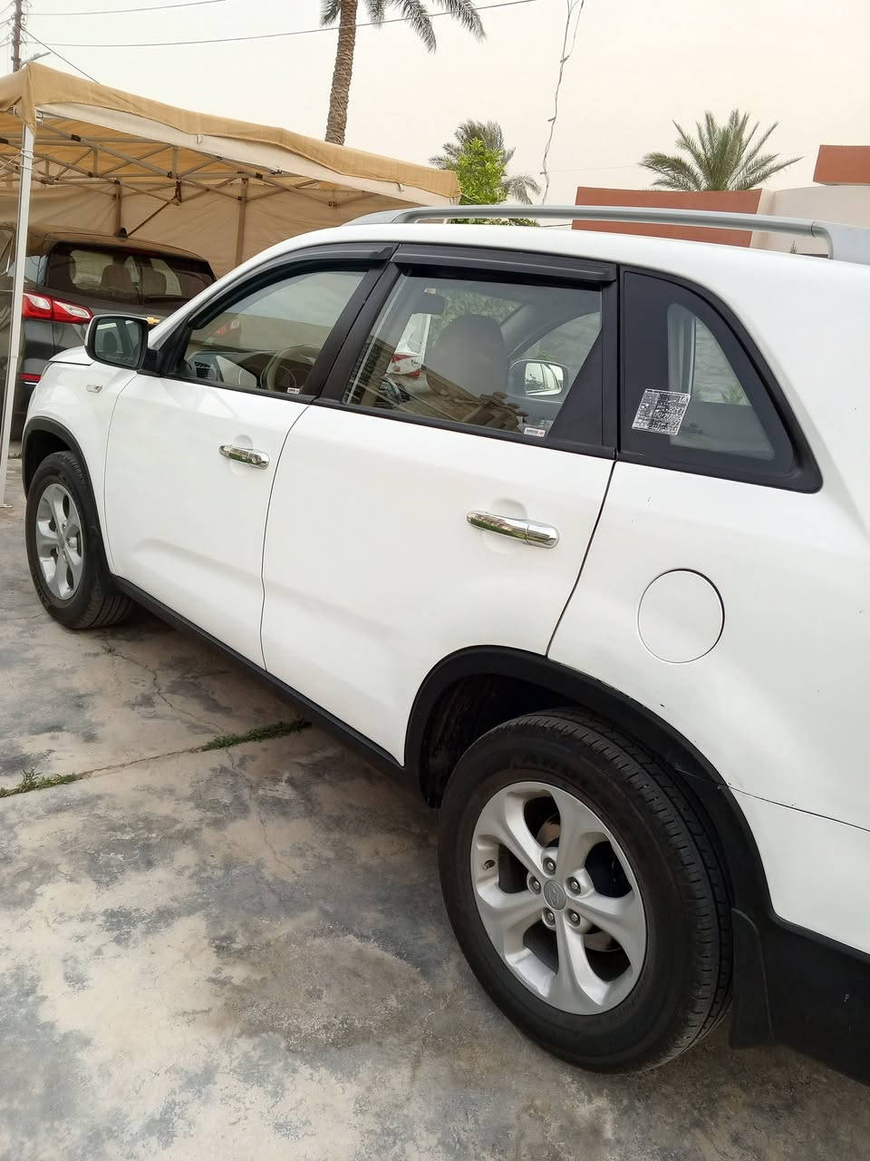 🚗 سيارة عائلية مميزة!
كيا سورنتو 2012 خليجي
✔️ 7 راكب – مثالية للعائلة والسفر.
✔️ 4 سلندر (دوش مرغوب – اقتصادي وقوي).
✔️ رقم اربيل (الجديد) باسمي.
✔️ تخم تاير واسبير.
✔️ السيارة بحالة ممتازة وكفالة من الصبغ ومن الضرر 
💰 السعر: 145 $ وبيه مجال قليل.
📞 للتواصل: ***********
سيارة نظيفة وجاهزة للاستخدام مباشرة
