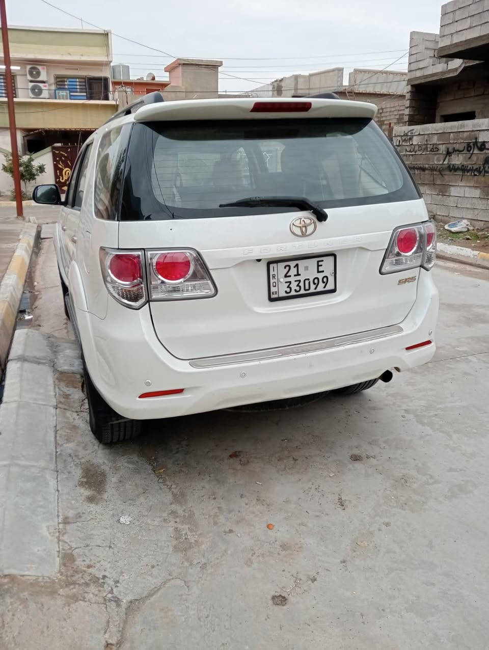 تويوتا فورتنشر 2013  تويل بدون صبغ سياره ماشيه 400 سنويه جديد بسمي دفتر بانزين مكينة ممفتوح سعر 210 عنوان كركوك للستفسار *********** كركوك, العراق
