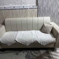 قنفات للبيع يتكون من قنفتين اربع مقاعد وقنفه مقعدين وكرسين وخمس كوشات ...