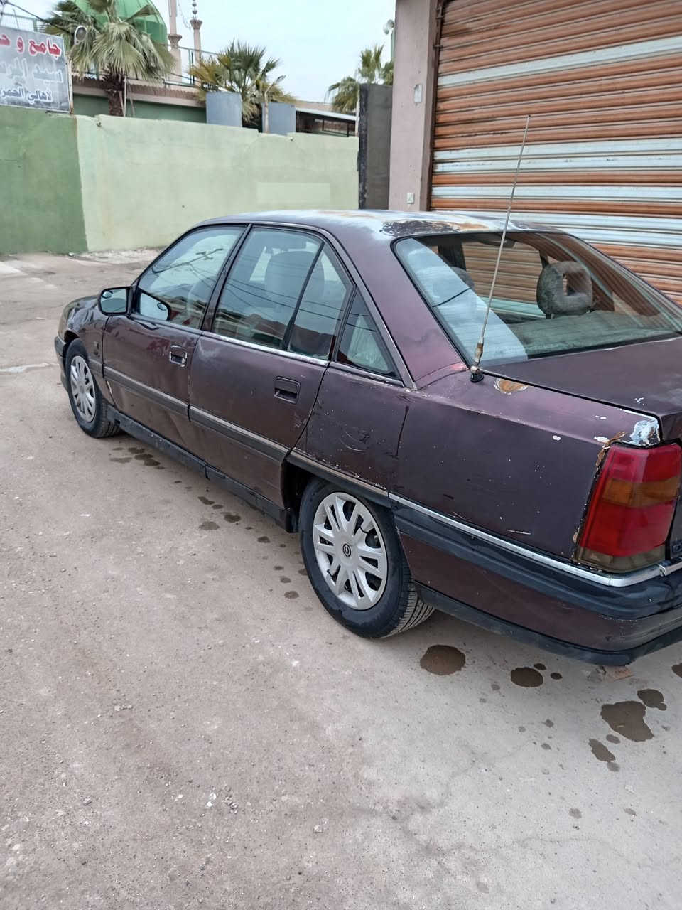 سلام عليكم سيارة اوميكا حجم ٢٦ موديل ١٩٩١ كاربون بانزين، سنوية لغاية ٢٠٢٩، شرط المحرك و الكير و الاكسل طخم تايرات جديد صدر امامي خلفي كله جديد السعر ٣٥ ورقة وبيها مجال صاحب السنوية ابن اختي واول وكيل اني صاحب سيارة و لاتصال على الرقم او الواتساب *********** و جزيل الشكر
