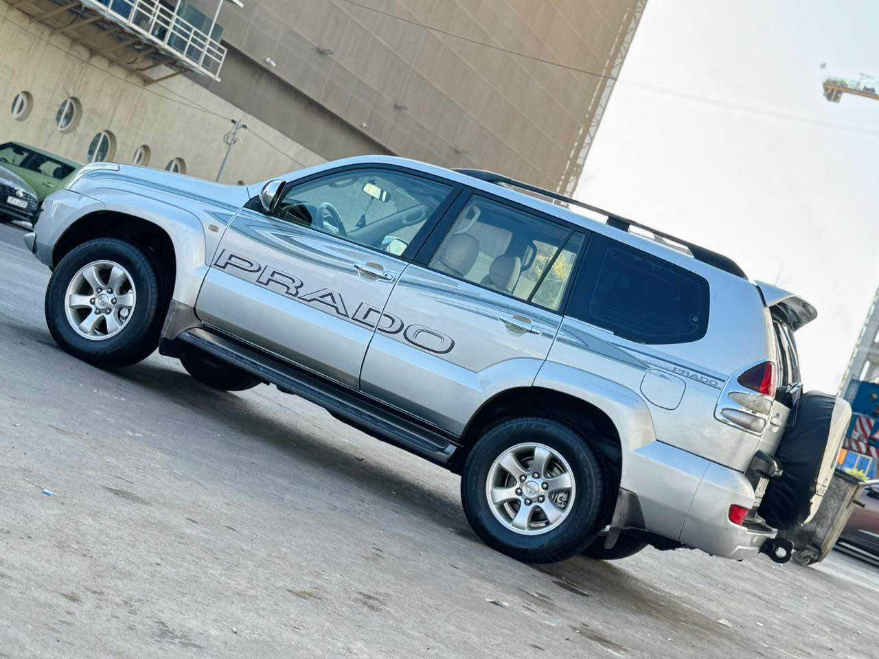 برادو مديل ٢٠٠٧ خليجي كفاله عامه السعر ١٤٥
 للأستفسار آكثر ***********‭‬ هذه رقم صاحبه السيارة كفاله عامه من ضربه والصبغ والتبديل والبارد عله وضع الشركة السياره فول مواصفات VX داخل جلد كشنات كهربائيه وتدفئه سلايت سبير تعليك دبل تانكي حساسات محرك 6 سلندر داخل بيجي وصاج  جديده مابيه اي نقص جاهزه مابيه اي نقص مكانه كربلاء (مكلف بالنشر ) كربلاء, العراق
