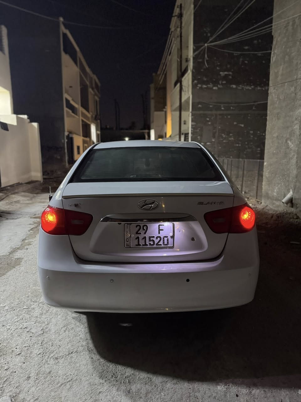 سلام عليكم 
النترا 2011 للبيع
السياره وارد خليجي نضيفه مابيها اي عطل او خلل بمحرك كهربئيات صدر كله كامل مكمل سياره بيها طخطخة شوارع شي بسيط تحكمات كهربائيات وسياره ماماشيه هواي سياره نضيفهومرتبه استعمال شخصي للأستفسار ‭0771 009 8758‬
