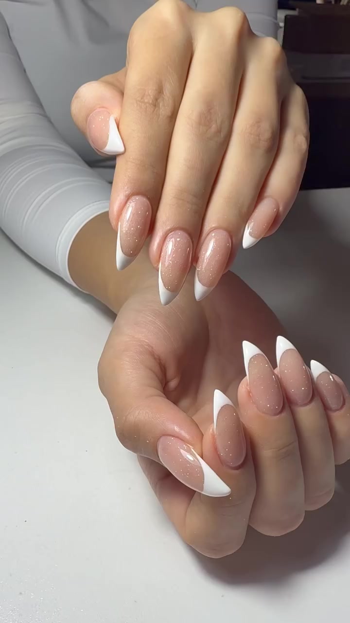 مرحبا بنات شغلي الي تحب تحجز *********** بغداد {المنصور _الرواد}
