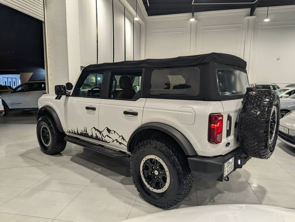 کوردی عربی 📦

اسعار مميزه🔥🔥

    _Ford _ Bronco_ 2023

_____________

‏‎‏‎النووع : Big bend

سنة الصنع : 2023

‏‎‏‎المسافة المقطوعة: 20,000 Mile

‏‎‏‎سلندر :  4T

السعر : 258$ ورقە🤯🔥

*********

السيارة وارد امريكي بيها الجاملخ امامي صبغ و بنید بدون دواخل ایرباك فقط ستیرن و بردە راجع سستم

السيارة مواصفات بيك بيند تجي كشنات جلد و تدفئة رادارات و انضمة مال اوفرود و بعد هوايه مواصفات متنذكر

____________

‏‎‏‎‏‎🌎 العنوان : اربيل ازادي شارع 40 المعارض 

‏‎‏‎‏‎📱 ***********

‏‎‏‎📱*********** أربيل, العراق
