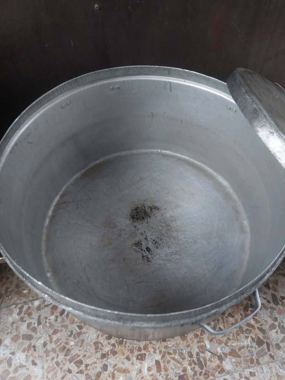 السلام عليكم تصفية محل ٣ جدر كبير ٣٠ كرسي ١٥ طبله ٥ اميوزهه حديد ثقيل ابيعهن كلهن شلع السعر الكلي ٧٠٠ الف المكان حي الجهاد


**إذا كنت صاحب هذا الإعلان وتريد حذفه لأي سبب، رجاءا أرسل رسالة إلى الدعم الفني**