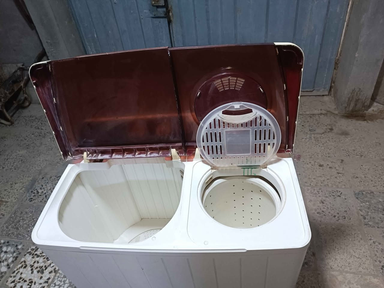 غسالة كبيره حجم 20 نوعها نوال من أفضل النوعيات تشتغل غسل و تجفيف ع الشرط السعر 90 المكان كوفه النجف, العراق


**إذا كنت صاحب هذا الإعلان وتريد حذفه لأي سبب، رجاءا أرسل رسالة إلى الدعم الفني**