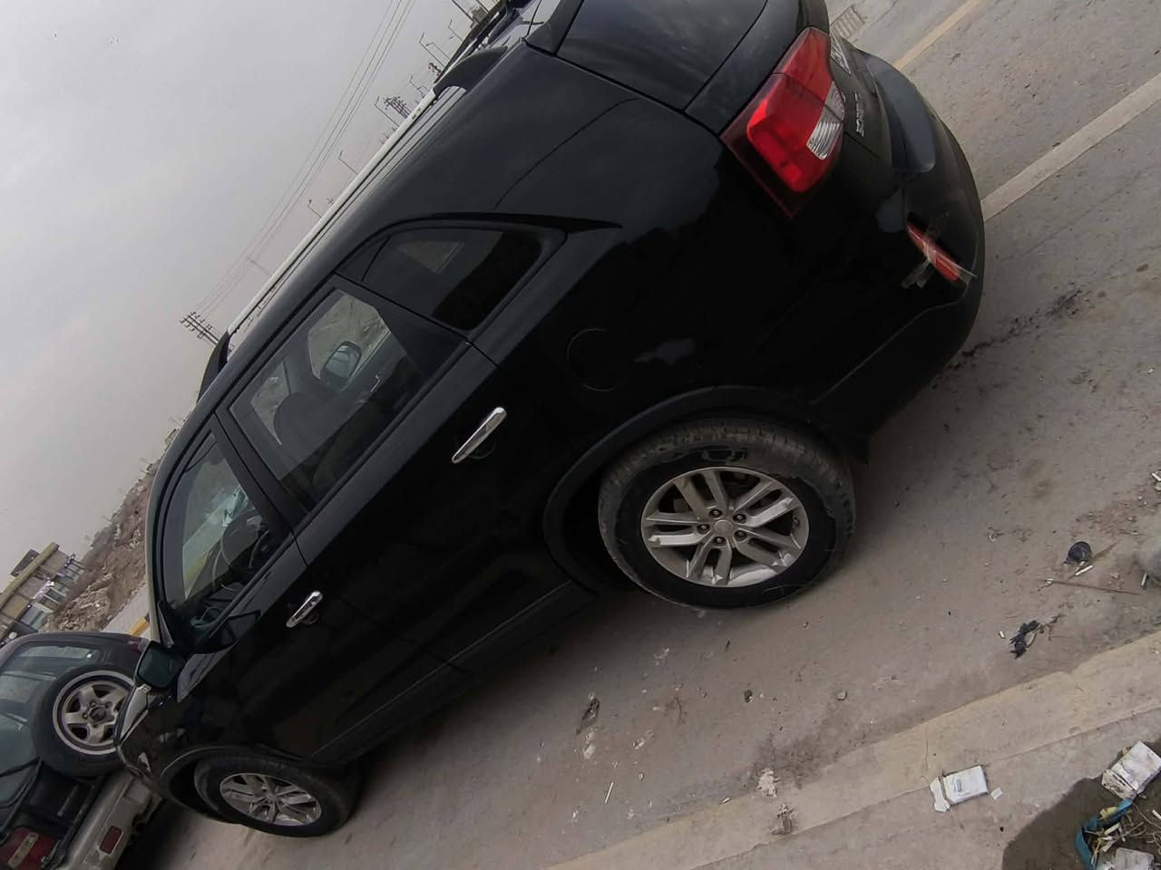 سورنتو مديل ١٤وارد امريكي ضرره بنيد وچاملغ سياره جاهزه مكينه كير حداديه تخم تاير تبريد مكينه ٤سلندر السياره بسمي رقم انكليزي بيع او مراوس كورله نحله او راس الثور محتاج فرق مكاني واسط ***********السعر١٣٠
