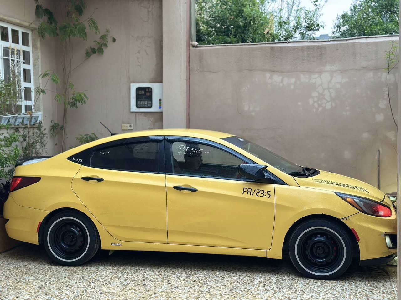 اكسنت موديل 2015
محرك GDiمبدل بساتن قطره دوانز ما بيها 
كير atالمرغوب
حادثه بوند مبدل فقط 
رقمها انكليزي بس باقي الستلام مدفوع كل رسومو 
للبيع او مراوس شعندك نزل 
سعر 90 وبيها مجال 
***********ما متواجد ع فيس 
***********بي وتساب
