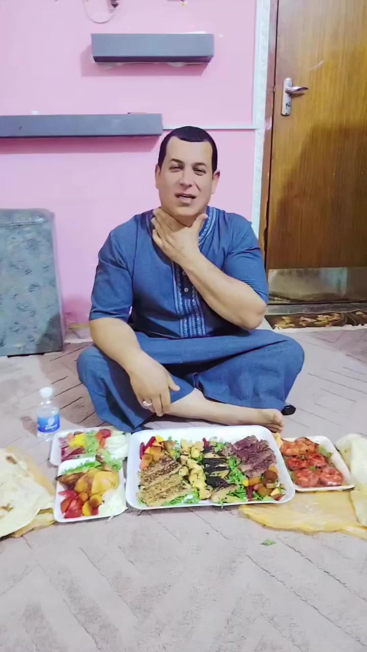 اللهم صلي على محمد وال محمد 
العرض متوفر لدينأ طيله ايام رمضان متوفر فطور وسحور العرض هذا 🔥

نفر كباب لحم 
نفر كباب دجاج
نفر تكه دجاج 
نفر اجنجه دجاج 
ربع دجاج شوي 
زلاطه 
خبز 
كل هاي ب 12 ألف

لطلب تواصلو معنا على الارقام ✨
***********
***********
عنوان : يم لبلديه يم معمل ثلج بيت خضوري 📍
