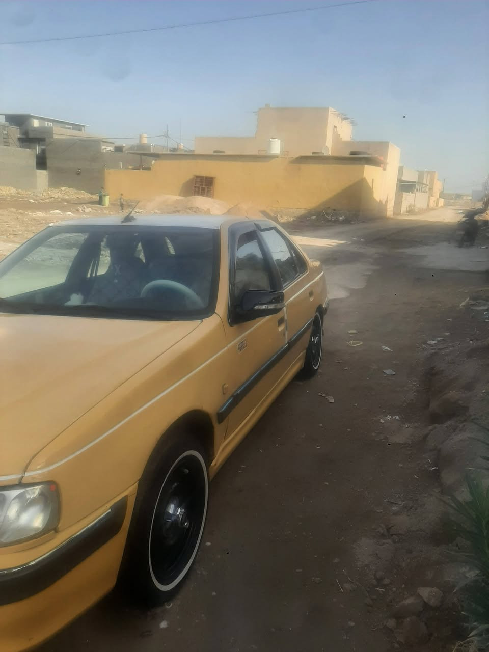 السلام عليكم بيجو بارص موديل ١٢ للبيع محرك كير خير من اللة والباقي كدام العين السعر ٣٦
***********
