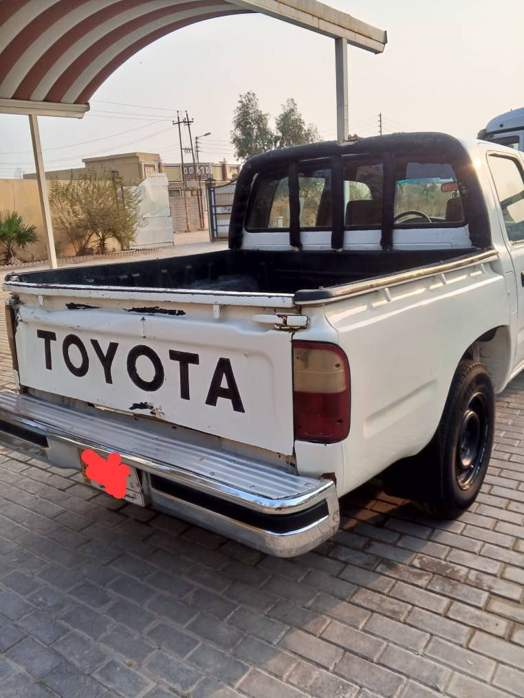 السلام عليكم للبيع تيوته جمره موديل 2001 رقم بصره مشروع وطني بسمي  سيارة نظيفة مكينه وكير حداديه   كهربائية كلها جاهزه  داخل احمر سيارة مال جناي  رقم الهاتف *********** مكان السيارة البصرة البصرة, العراق
