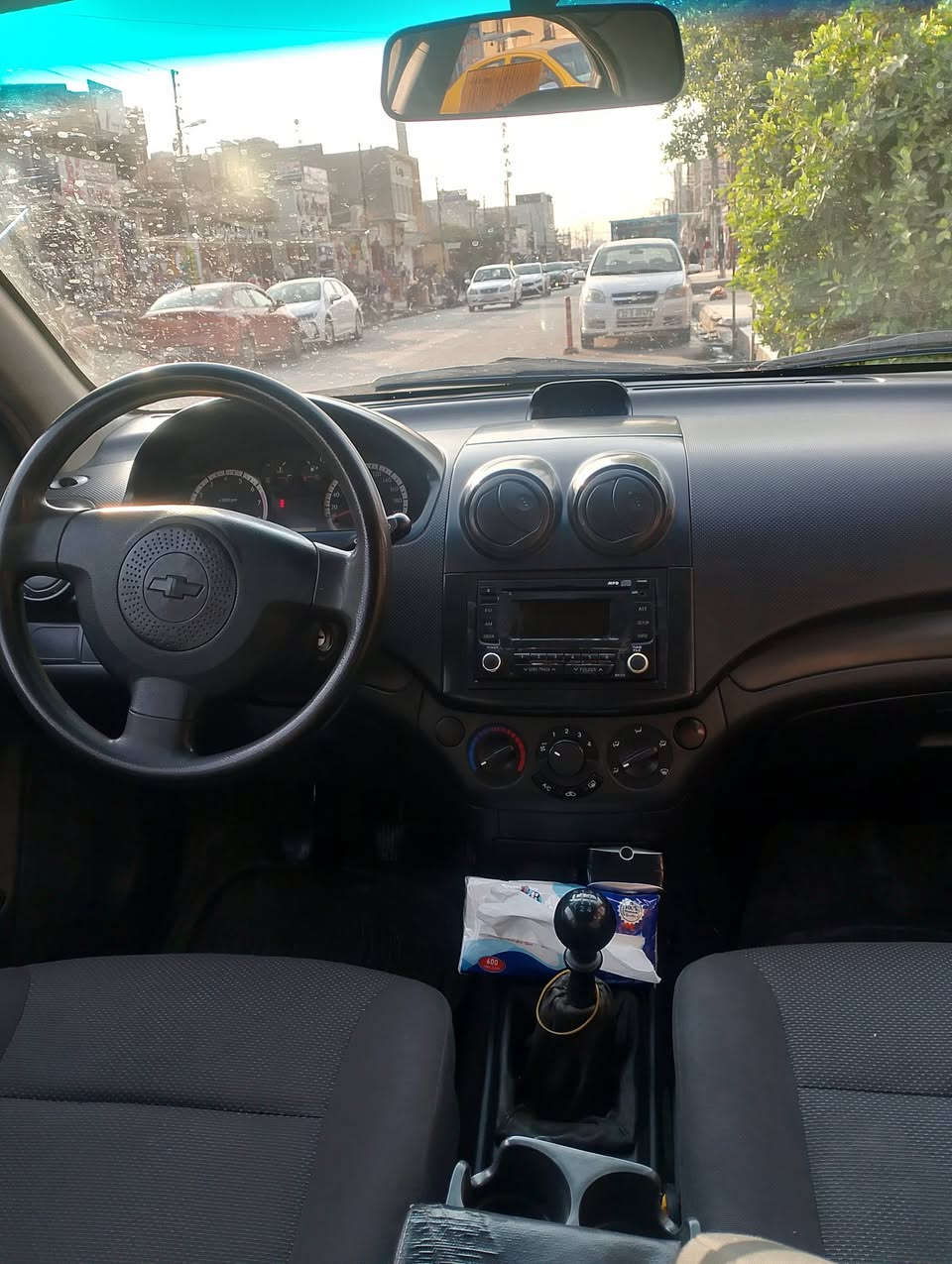 افيو موديل 2008 كير محرك شرط تبريد شغال بيها قطعتين صبخ جاملغ خلف وباب خلف بدون داخل كابون بيها 
مكان موصل سعر 60
***********
***********
