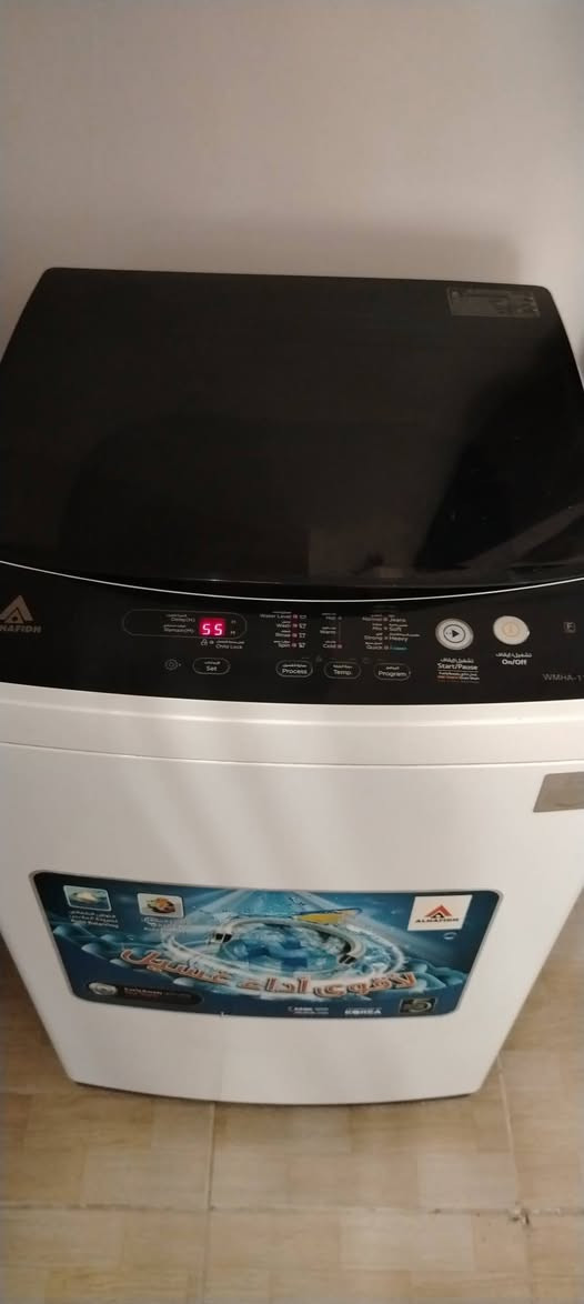 غساله Lg الحافظ جديده أستخدام منزلي شهرين 11.5 كيلو حديثه نظام سمارت الذكي نضام توفير  بالكهرباء و الماءء
8 انظمه غسل نظام سمارت لمسه واحده و نضام قفل الأطفال و نضام خزن البرنامج بعد انقطاع الكهرباء سعر 250 الف بيها مجال بسيط *********** وتس اب
