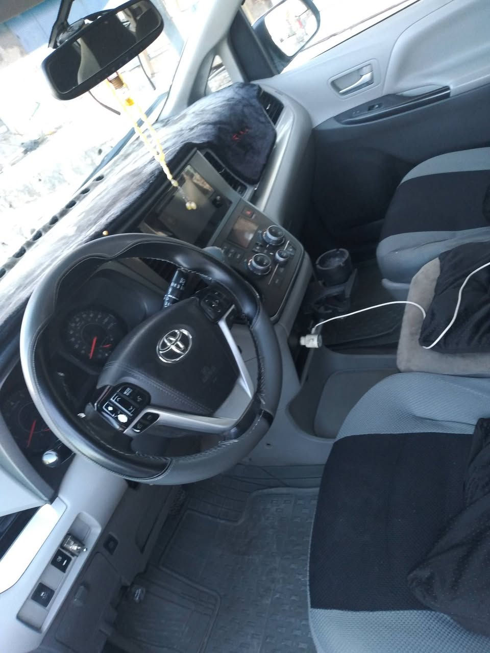 تويوتا سينا موديل ٢٠١٧ رقم اربيل اجره فئه LE للبيع ..للإستفسار اتصل
***********
