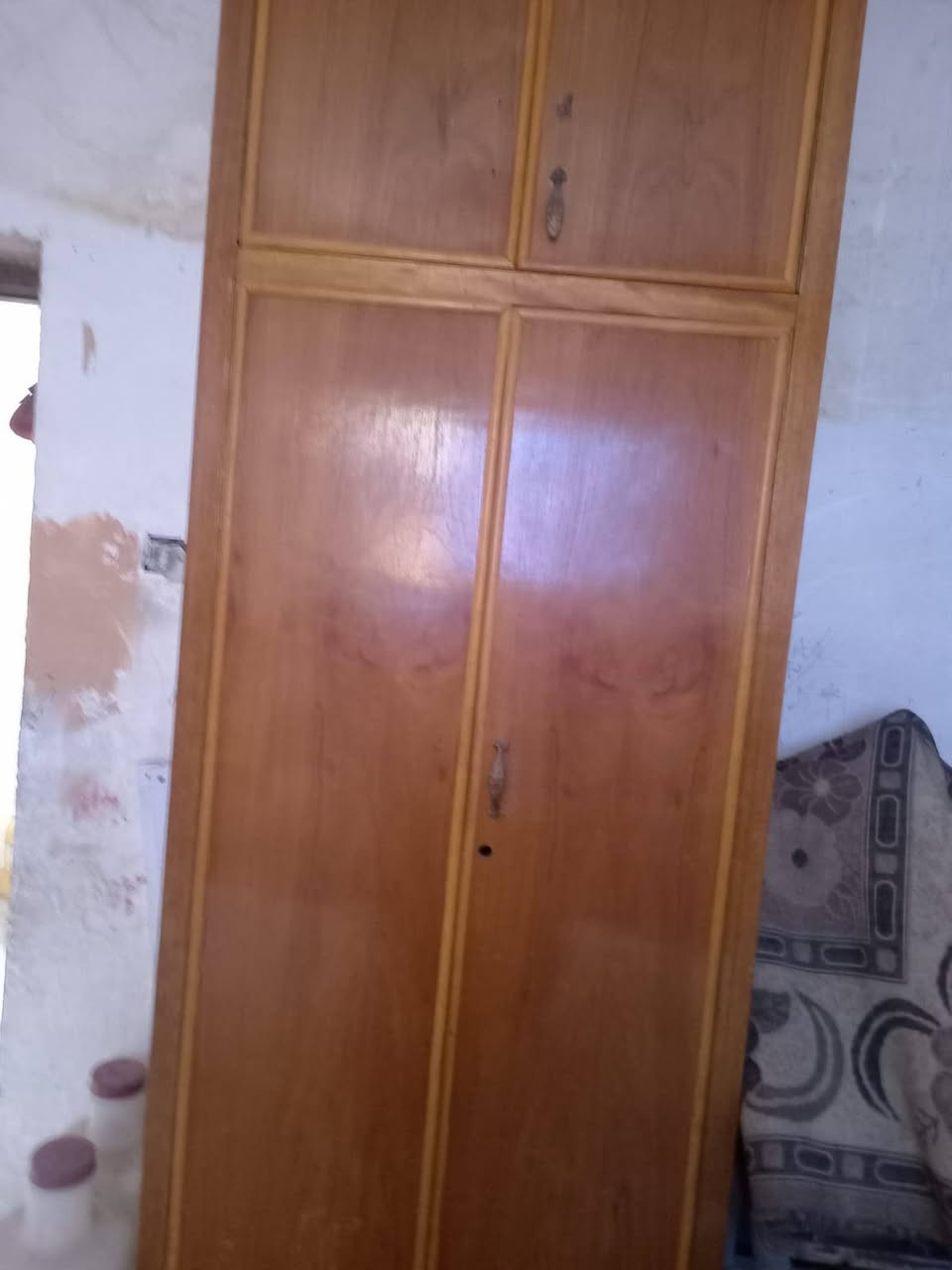 السلام عليكم عندي كنتور بابين نضيف اريدة ١٠٠ مكاني مكتبة تاج معارك ***********
