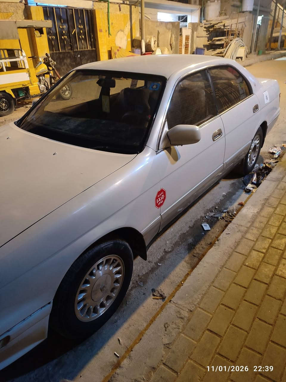 كراون بطة فصل 1994 مكينه كير حدادية كهربايات جاهزه ما ناقصة اي شي مكينه 2500 رقم نكليزي سنويه 2030  سعر 62 وبيه مجال ستفسار *********** مكان بصرة
