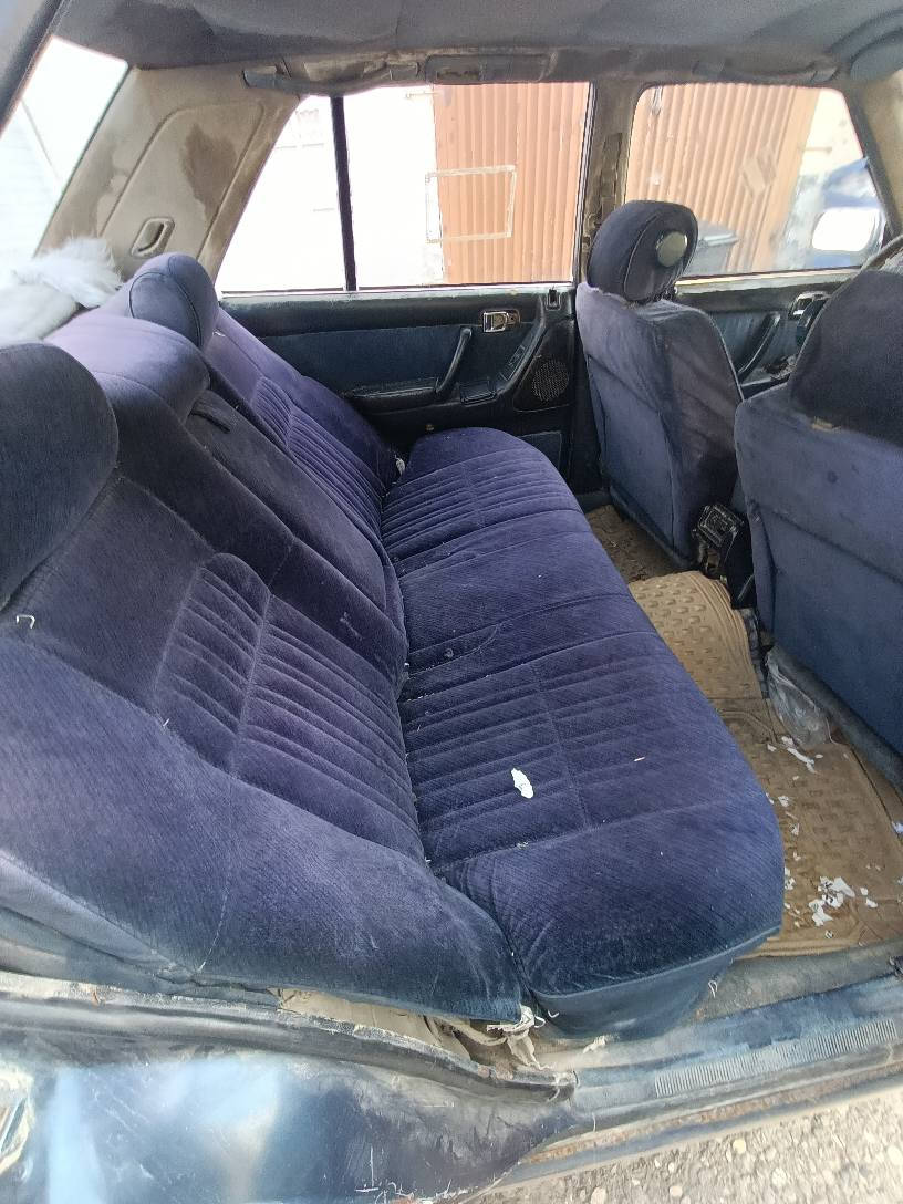 ***********
سوپەر سیدان مۆدێل1990 
ئاڕم پلاستیک سلێمانی
گێڕ تۆماتیک مەکینە بەخ کارەبایی مەزبوتە
تەقەوڕەقەی نیە پاوەری زۆرنەرمە 
هەرچوار تایەی خاوێنە 
سەیەرەکە خاوێن ماوەتەوە
سەیارەیەکی بێکێشەیە ماڵی فەقیرە
سحر17وەرەقە
لەهەولێرم أربيل, العراق
