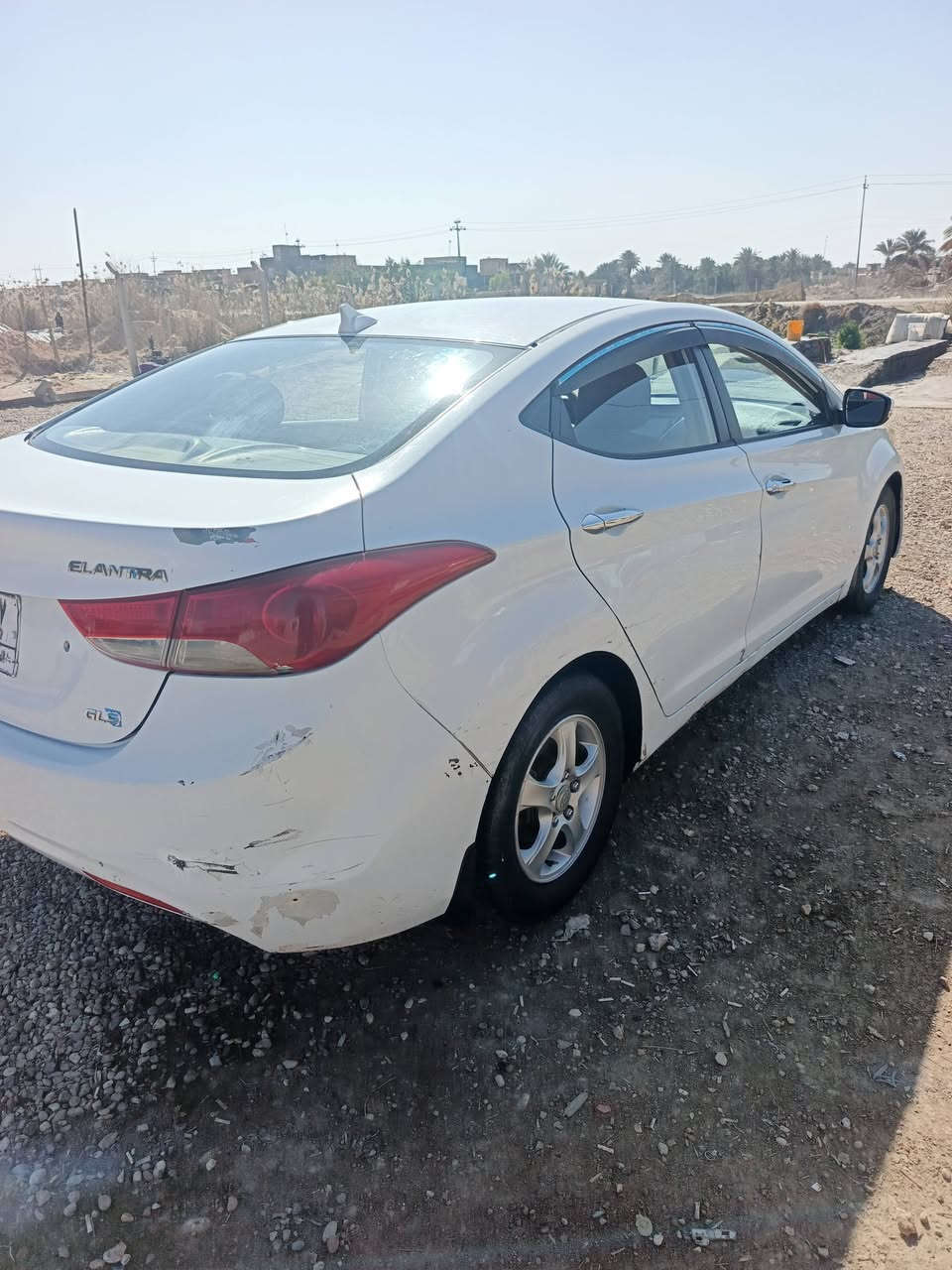 ‏السلام عليكم
‏للبيع  النترا 2012 خليجي
‏ضررها جاملغ ايسر امامي والجاملغ الايمن  
‏
‏منضومة تبريد ثلج 
‏ 
‏
‏رقم مثنى بأسمي 
‏السعر 85$ ورقة 
‏رقمي /‪***********‬ عنواني ديوانيه
