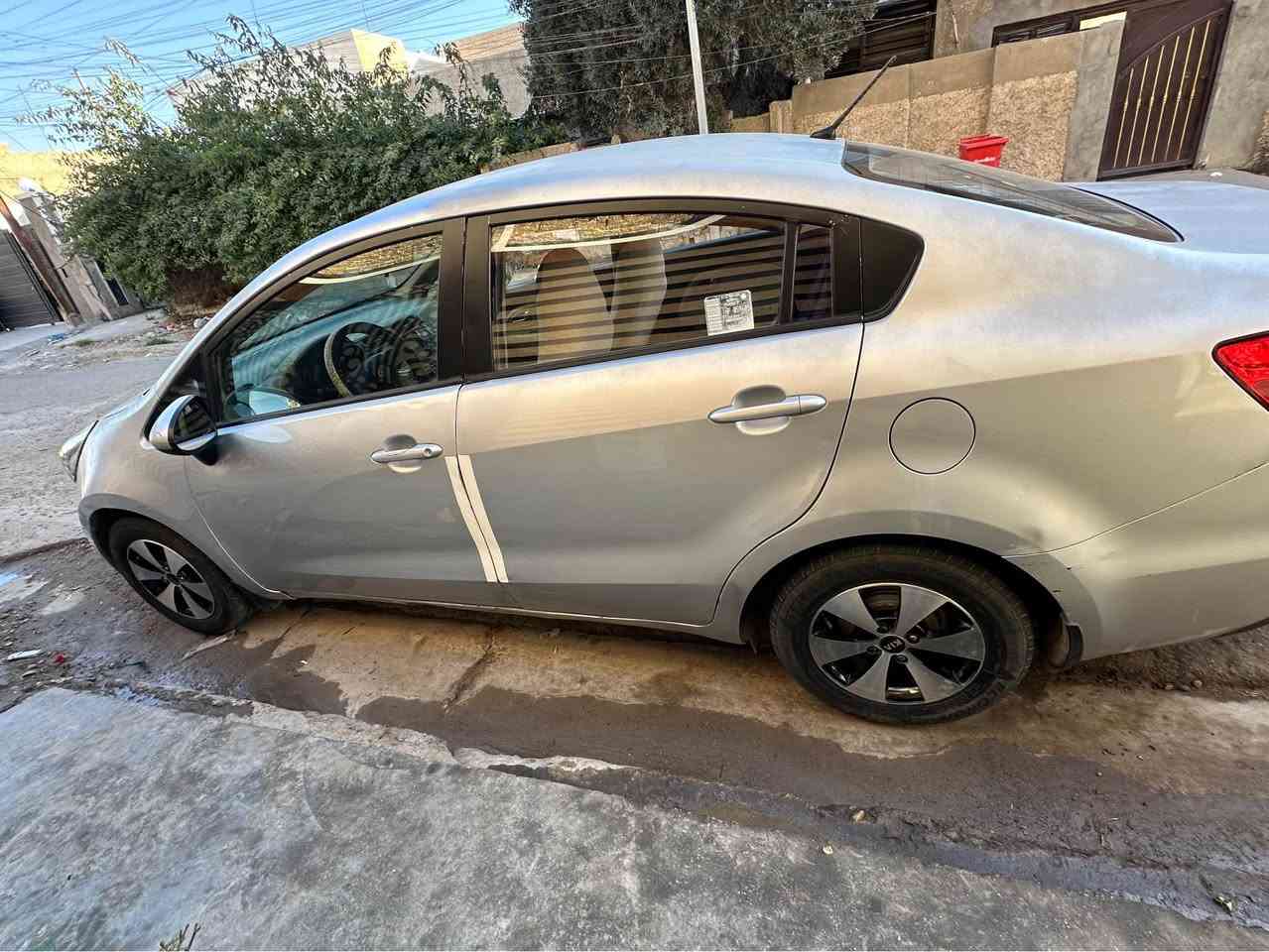 كيا ريو 
وارد أمريكي
كير و محرك جيدة
كير اوتو وعادي 
تبريد ثلج
محركها 1600 دوش

رقم دولي

*********** بغداد, العراق
