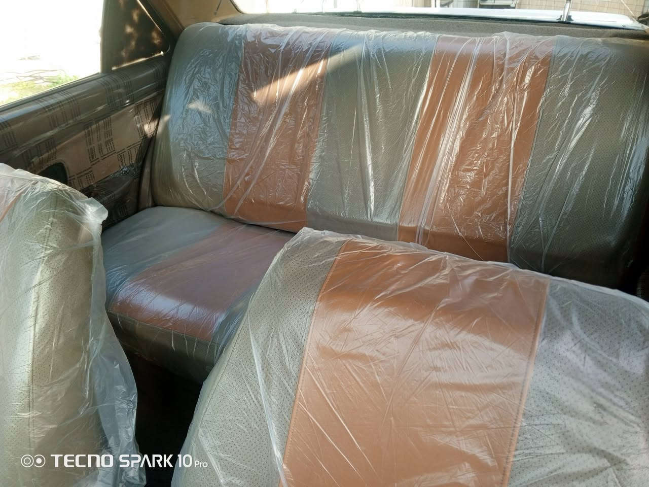 سلام عليكم 
عندي بيجو 405 للبيع 
موديل 2014
الاستفسار الاتصال على الرقم الاتي 
***********
