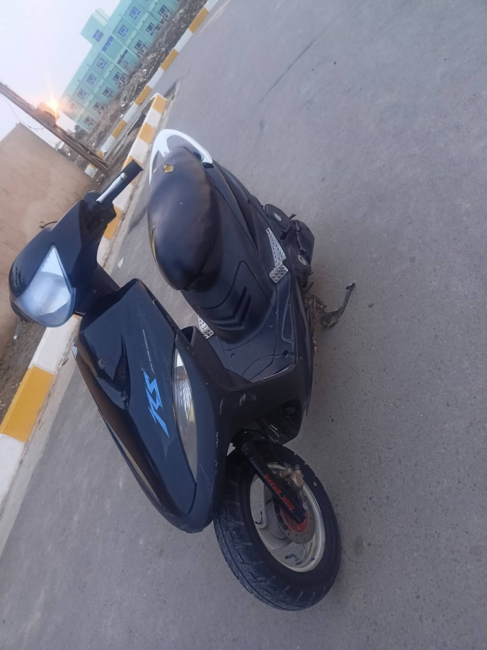 السـلام علـيكم
مـاكس عدله للبيع مفتوحه / بوشه 50 

نهضه ومشي خخير من الله ما تنكض 
دراجه كامله مانقصها برغي 

نضافاتها فول كفرات زلغ مابيهن 

سلف هندر 

كهربائياتها كامله اشاير هورن كامله 

حساس بريك خلفي 
قفل جنطه 
قفل ستيرن 

قطره دهن رياضي 

صالنصه FM جديده البلاد 

استانه نص وصفح 
دراجه نصبتها تخبل بكل وقت نكره سلف 

الشراي يرسلني خاص 

مـكاني / نـاصريه مركز بالشموخ قرب شارع يا حسين 

سعرها 650 وبيها مجال بسيط مو شراي لا تعبني 

*********** رقمي 
متواجد ماسنجر
