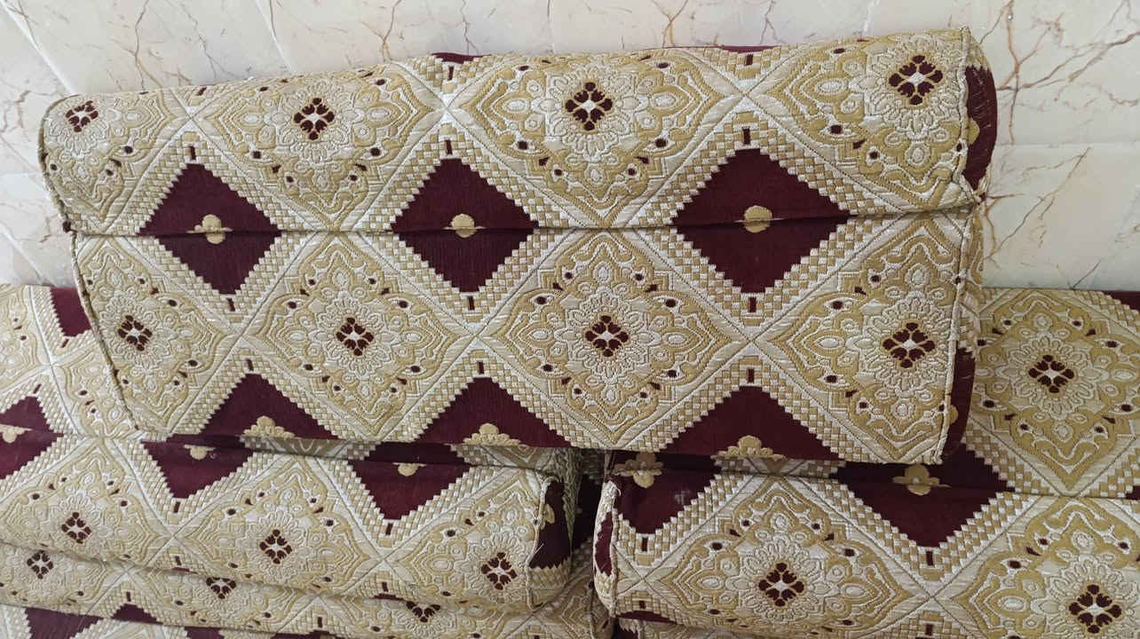 السلام عليكم جلسه 3  دواشك  و5  وجوه ضهر عوزها تغليف السعر 35  وبيها مجال الاتصال ‏‪***********‬‏
‏
السلام عليكم جلسه 3  دواشك  و5  وجوه ضهر عوزها تغليف السعر 35  وبيها مجال الاتصال ‏‪***********‬‏
