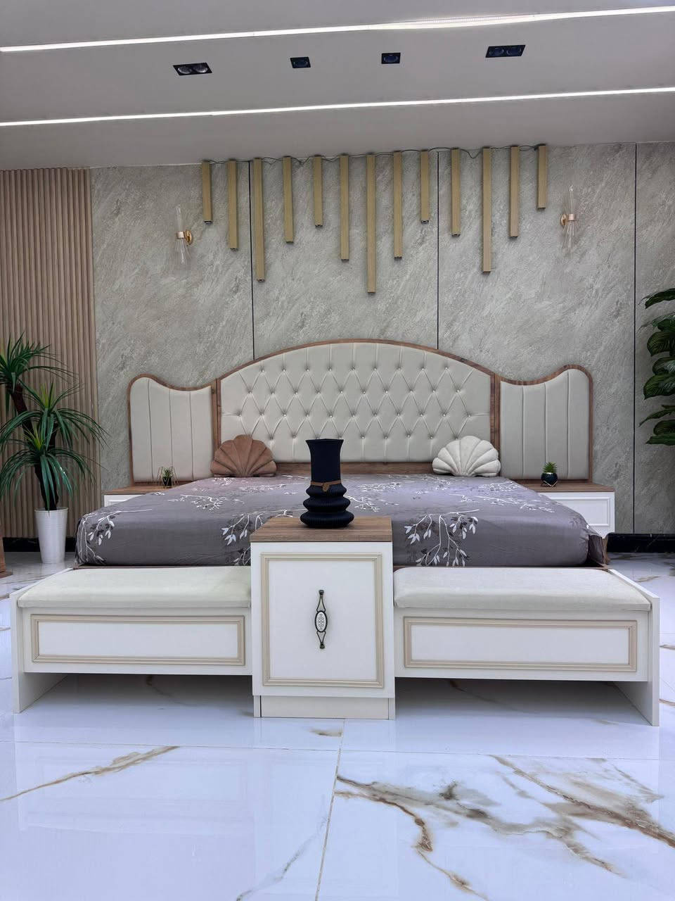 موديل دورو كانتري
10 قطع
كنتور + ملحق 360 سم
ظهر بلوك + برغي وجوي 
السرير مخزن 180*200 سم

السعر : مليون و 550 الف 🇮🇶🇮🇶


**إذا كنت صاحب هذا الإعلان وتريد حذفه لأي سبب، رجاءا أرسل رسالة إلى الدعم الفني**