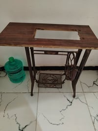 طاولة • للبيع