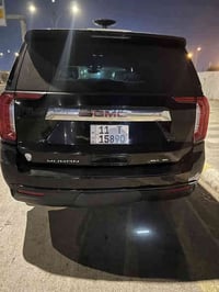 جمسي sLEموديل 21ماشيه 64الف بسمي بيه مكانين بارد السياره مامفحوصه وبيه...