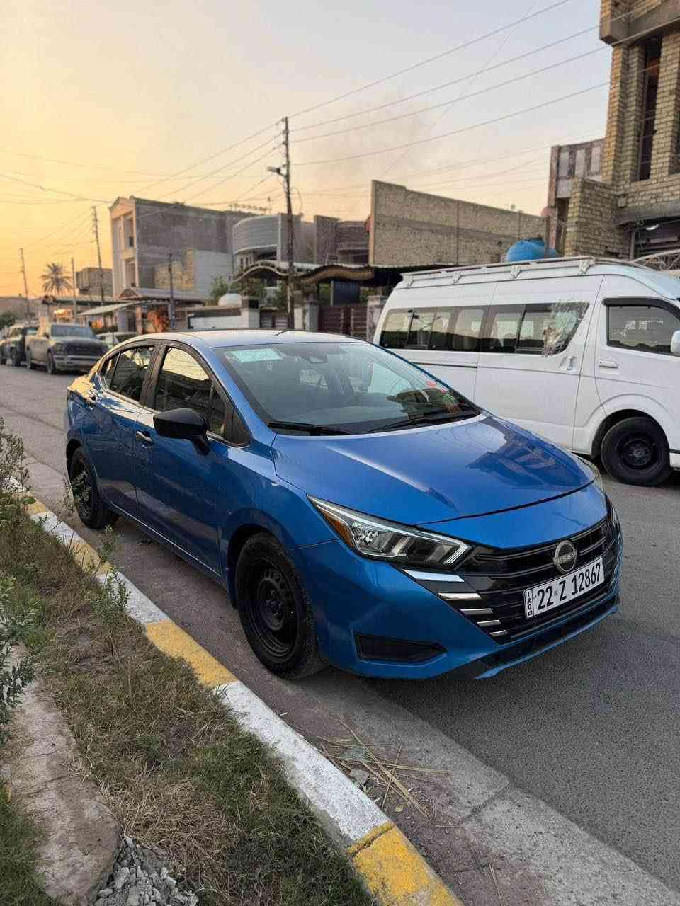 #السلام_عليكم 
#للبيع 🚘

- نيسان فيرسا NISSAN VERSA 2024
- رقم اربيل تحويل او وكاله
- بدون ايرباك  
-السعر 115
المواصفات :-  
*  شاشه  حجم الكبير + كامرا  
* تحكم  ستيرن 
* تحديد مسار 
* حساس خلفي 
- حادث السياره جاملغ خلفي وباب خلفي + بنيد 
- دواخل كفاله 
- رقم شاصي السياره 
- 3N1CN8DV0RL873477
- مكان السياره بغداد   
- للاستفسار 
- *********** بغداد, العراق
