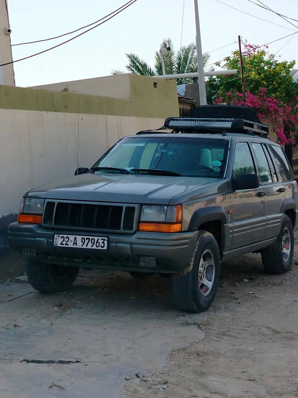 السلام. عليكم
جيب شيروكي كراند للبيع 
سياره مابيها نقوصات غاز وبانزين 
سياره بلاديه مكينه 8 شرط رقم. اربيل صاحبها يداور سياره نظيفه  مديل 1997 مكان السياره السماوه قضاء الخضر  ***********
