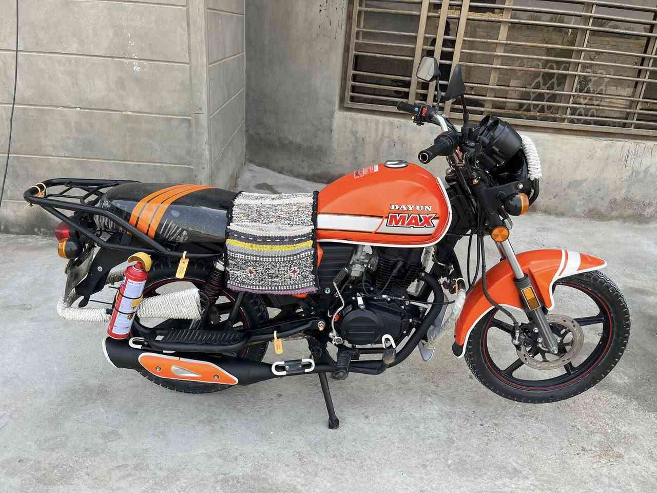 السلام عليكم دايون موديل 2024اوراق سكنر مكفوله كفاله عامه محرك 150مكفول كفاله عامه من كلشي أوراق سكنر مكان حله شارع ٨٠سعر١٤٥٠وبيه مجال قليل رقم ***********
