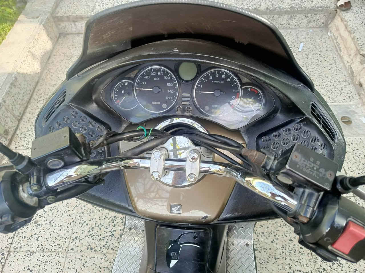 فورزه 08 دراجه الحمدلله كملت و مناقصها اي شي بعد دراجه تعال افحص برغي مينقص مفتوح محرك مبدل رنكات فقط و الباقي افحص جيب وياك فيتر دراجه كلش مرتبه مكاني موصل حي سومر *********** واتساب و فيس متواجد سعرها  600 يرهم مراوس شحن حسب القناعه

