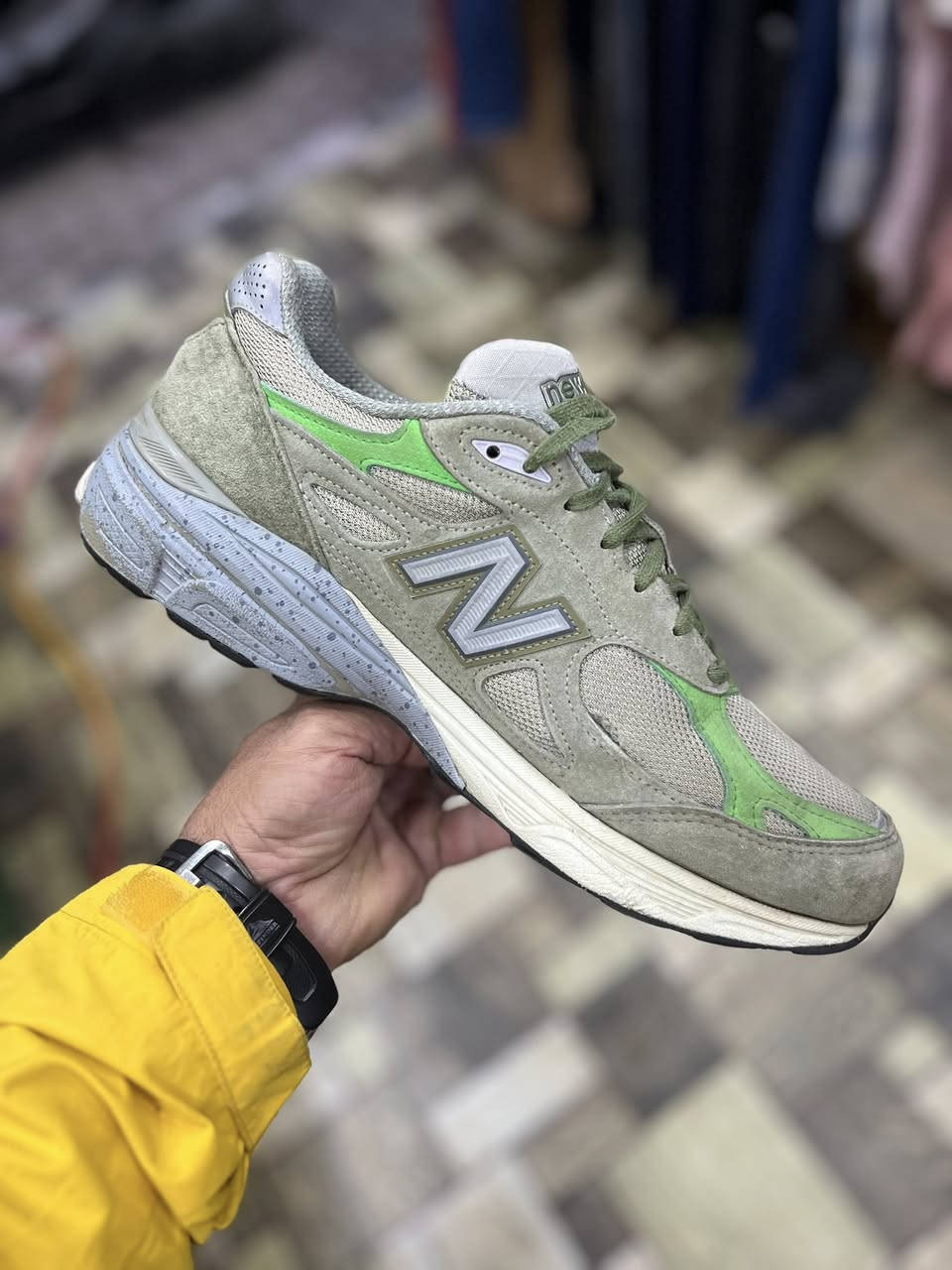 نيو بلنص
بالة اصلي
قياس 45
توصيل جميع محافظات 
واتساب
***********
