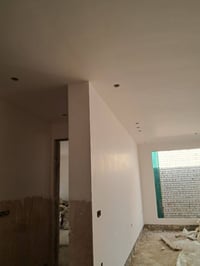 نقدّم لكم أعمال بياض ومخمّر جص احترافية ✔️ شغل نظيف ودقيق ✔️ تشطيب درج...