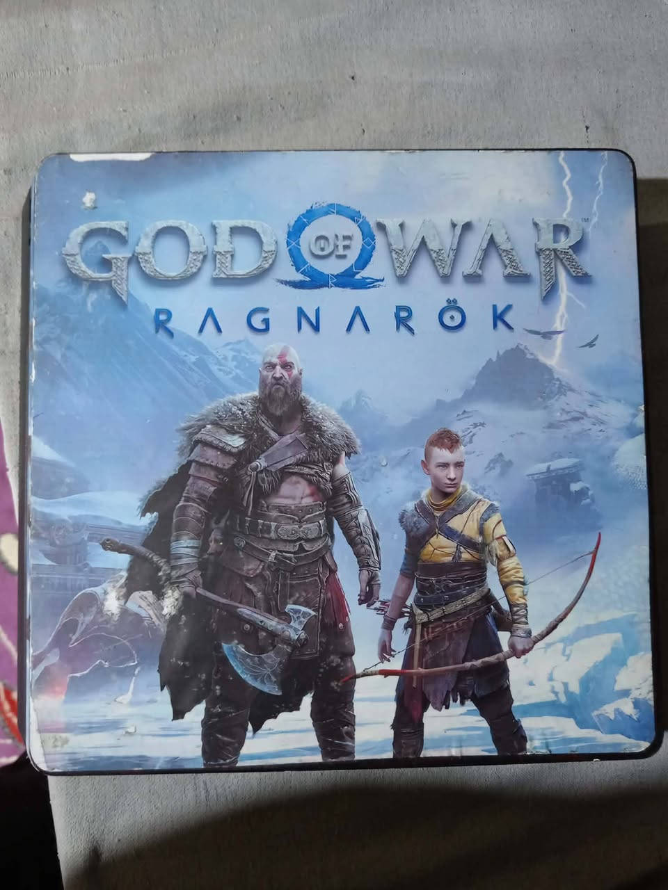 بلي 4 سلِم مهكر، ويا يدات إصليات 2،
وويا يو بي إس 850 إستعمال إيام، 
السعر ب 300،
مكاني بكربلاء، 
***********
هذا رقمي بي واتساب،
