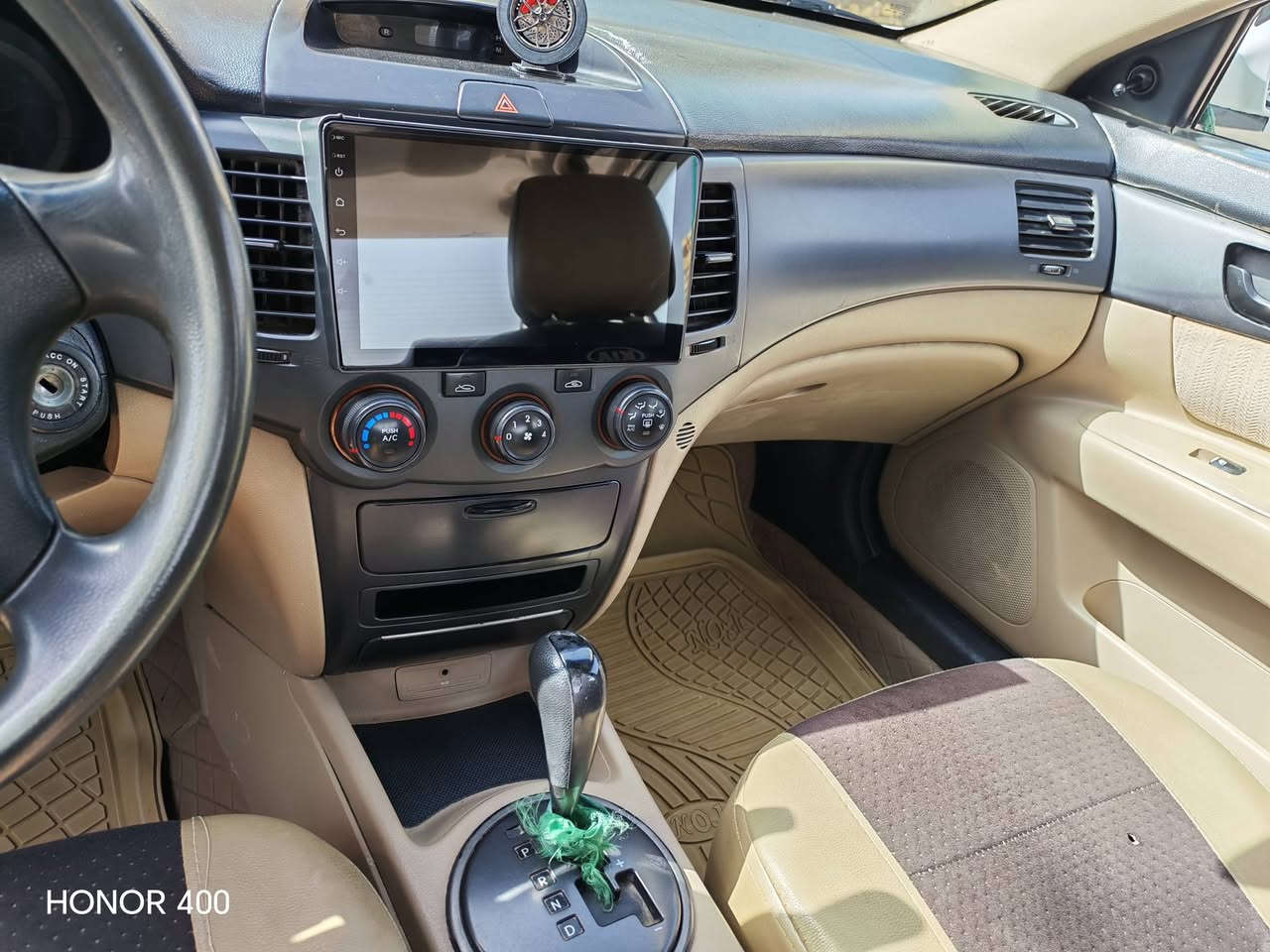 السلام عليكم كيه اوبتما اللبيع موديل 2010سياره مكفوله ماعدا بارد قليل رقم اربيل دولي مالكهه بديوانيه سياره جاهزه مكينه وكير سنويه 2030 مكان سياره ديوانيه قضاء دغاره السعر  125 تفاصيل اكثر الاتصال ***********
