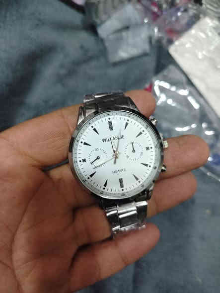 ✨ توفرت تشكيلة جديدة وفاخرة من الساعات الرجالية ✨
⌚ ماستر كوالتي – جودة عالية
🔹 موديلات متنوعة بتصاميم راقية تناسب جميع الأذواق

📍 متوفرة داخل معرض نبع الفرات للتجارة العامة

🏬 فروعنا:
🔹 الفرع الأول: بابل – قرب كراج الموحد
🔹 الفرع الثاني: سوق المحاويل – قرب كراج المحاويل

🕘 متواجدون يومياً في فرع المحاويل
⏰ من الساعة 8 صباحاً ولغاية 11 مساءً

🛒 البيع جملة ومفرد

🚚 تتوفر خدمة التوصيل
📞 للاستفسار والطلب: ***********

🌹 أهلاً وسهلاً بكم
✨ نبع الفرات… عنوان الجودة والفخامة ✨
