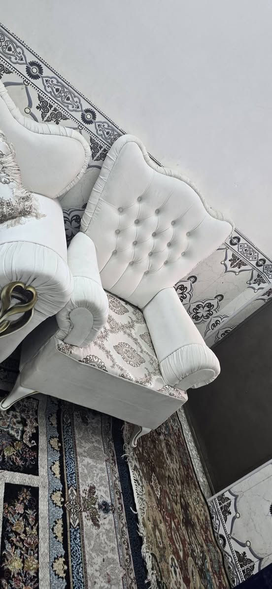 السلام عليكم عندي تخم ١٠ مقاعد تكمه والله اخذته قبل العيد مكاني البلديات


**إذا كنت صاحب هذا الإعلان وتريد حذفه لأي سبب، رجاءا أرسل رسالة إلى الدعم الفني**