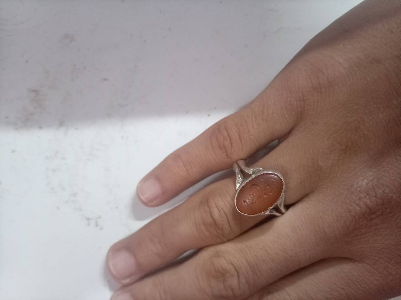 السلام عليكم
محبس عقيق يماني مخطوط(يا حي يا قيوم)
السعر 35
مكاني البصره الزبير
***********واتساب
